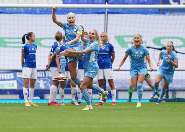 Manchester City’s players celebrating after secure a 4-0 victory over Everton in their Women's Super League opener.