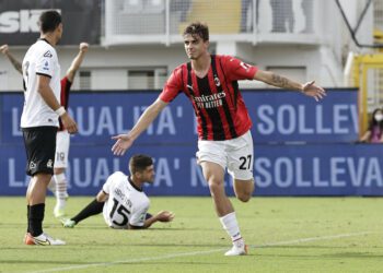 AC Milan goes top with Spezia win