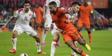 France draw again as Dutch roll in World Cup qualifying