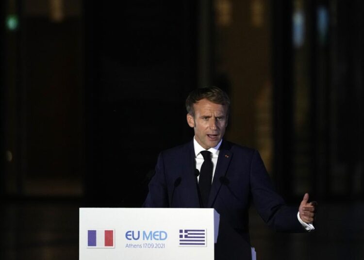 France’s Macron to talk to Biden amid crisis over submarines 2 - Egyptian Gazette France’s Macron to talk to Biden amid crisis over submarines 1 - Egyptian Gazette
