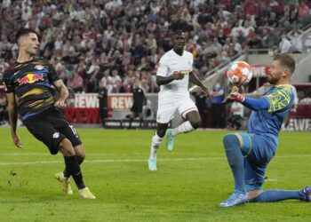 Bayern Munich hits seven past Bochum