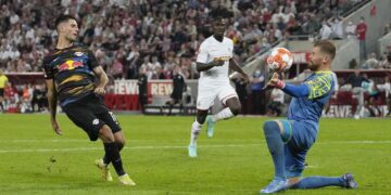 Bayern Munich hits seven past Bochum