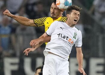 Dortmund slumps to defeat at Gladbach without Haaland