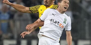 Dortmund slumps to defeat at Gladbach without Haaland