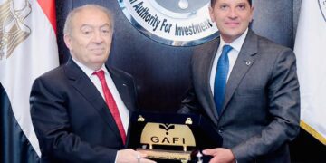 GAFI chief, Palestinian economy min. probe activating cooperation 1 - Egyptian Gazette GAFI chief, Palestinian economy min. probe activating cooperation
