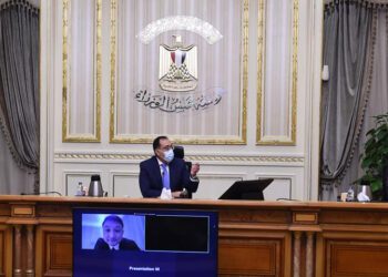 PM reviews NAC business district plan