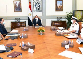 President reviews progress on projects to develop beaches