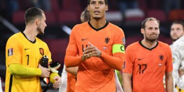 Liverpool’s Klopp says Van Dijk fit