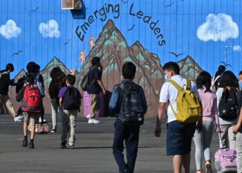 School starts for 1 million NYC kids amid new vaccine rules