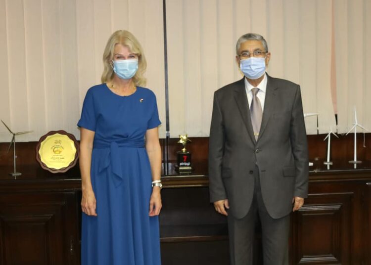 Minister of Electricity and Renewable Energy Mohamed Shaker with Swedish Minister for Foreign Trade Anna Hallberg.