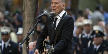 Springsteen’s popular artifacts to feature in Grammy museum