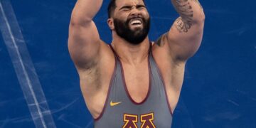 Steveson will wrestle for Minnesota