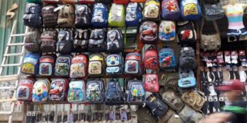 Luring street traders to formal economy