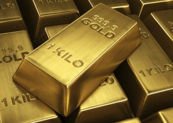 Gold climbs as Evergrande risks loom large, dollar slips