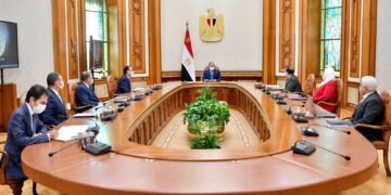 Sisi urges bigger support for artists