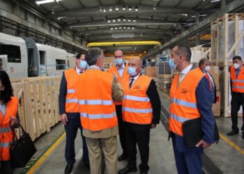 Transport min. visits TALGO company in Madrid to follow up production lines of trains for Egypt