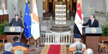 Cypriot president urges stepping up coop. with Egypt in energy, electricity interconnection