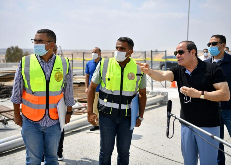 President Abdel Fattah El Sisi touring on Friday a number of infrastructure and road projects in eastern Cairo.