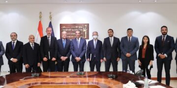 ICT Minister witnesses signing agreement with IHS Towers