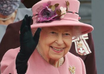 Confusion reigns over Queen Elizabeth II’s health after hospital stay