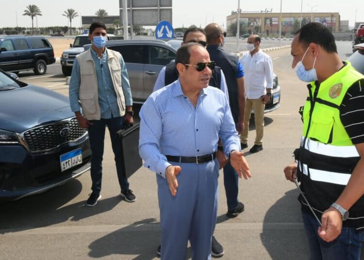 Sisi checks road projects in eastern Cairo 1 - Egyptian Gazette