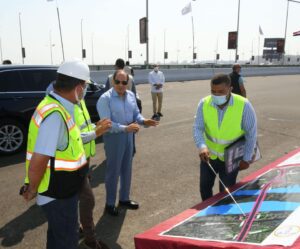 Sisi checks road projects in eastern Cairo 3 - Egyptian Gazette