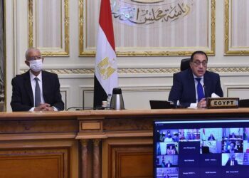 On behalf of Sisi, PM attends AU office meeting