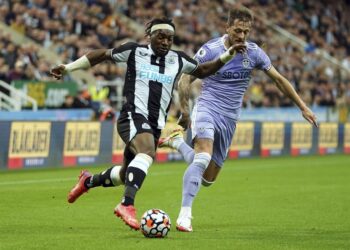 Newcastle confirms $409m Saudi-backed takeover