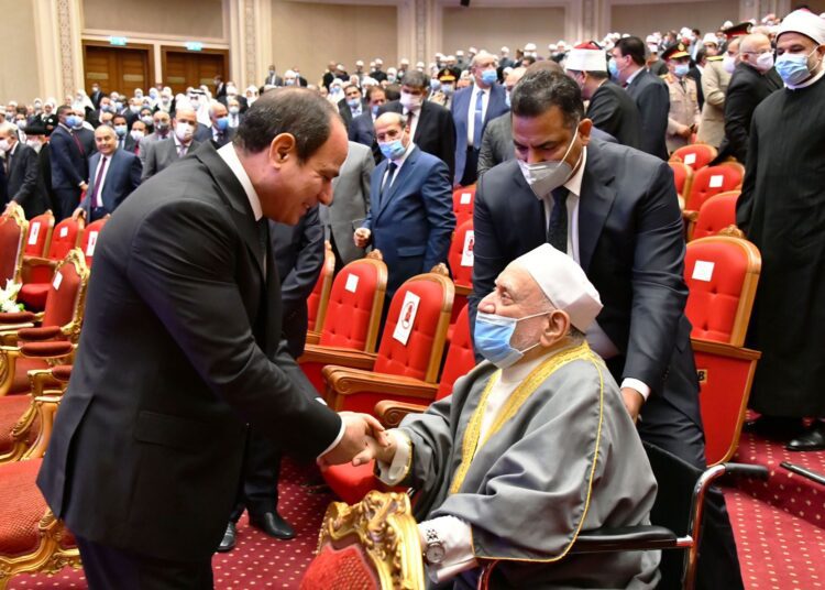 Sisi greets Dr Omar Hashim 1 - Egyptian Gazette