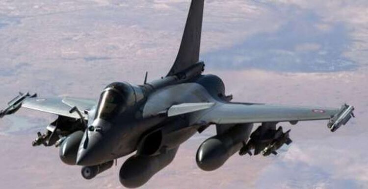 We are ready to protect Egypt's wealth, safeguard people's gains: EAF chief 1 - Egyptian Gazette