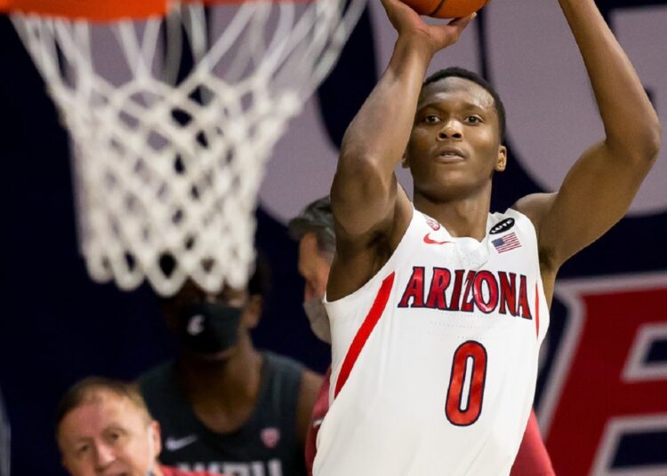 Lloyd looking to get Arizona back on track 1 - Egyptian Gazette Arizona Bennedict Mathurin shoots a three point basket against the Washington State Cougars in Tucson, Arizona.