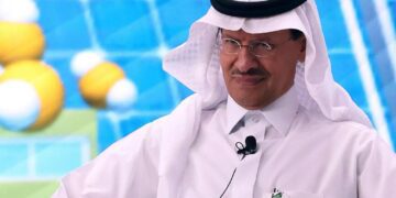 Oil giant Saudi Arabia sees opportunity in climate crisis