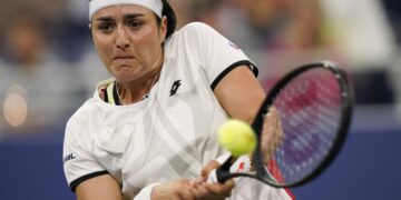 Early to bed, early to rise: Jabeur beats Pegula in Chicago 1 - Egyptian Gazette Early to bed, early to rise: Jabeur beats Pegula in Chicago