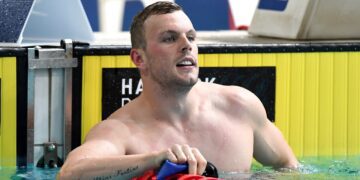 Australian Chalmers breaks 100m freestyle short-course world record