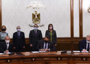 PM attends signing of green hydrogen production deal