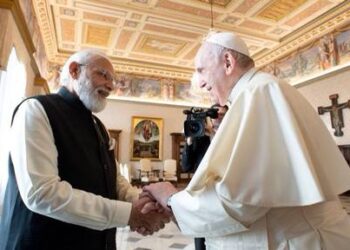 Pope Francis accepts PM Modi invitation to visit India