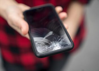 Could tomorrow’s smartphone screens be self-healing?
