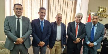 Industry experts warn of danger of unaccredited services centers on industry