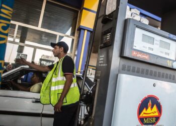 Egyptian Petroleum Ministry announces new prices of gasoline
