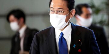 Japan’s new ministers vow bold action for pandemic-hit economy