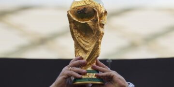 Biennial World Cup could cost leagues €8b per season, study finds