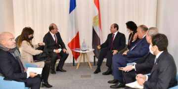Sisi hails Egyptian-French strategic relations