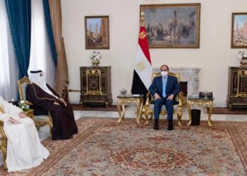 King Hamad hails Sisi’s efforts to promote joint Arab Action