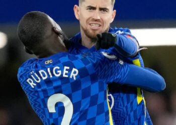 Chelsea held to draw as Man City goes second