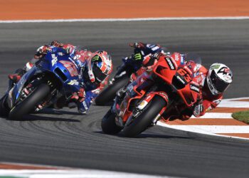 Francesco Bagnaia claims Valencia GP