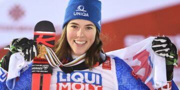Vlhova wins 1st slalom of World Cup season