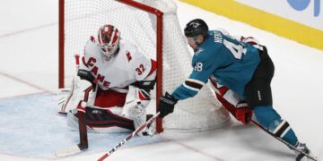 Barabanov leads Sharks past Hurricanes 2-1