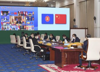 Xi says China will not seek dominance over Southeast Asia