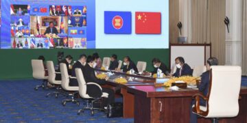 Xi says China will not seek dominance over Southeast Asia