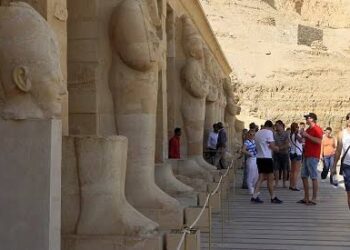 Luxor airport receives 1st EgyptAir flight from London after 3-year hiatus